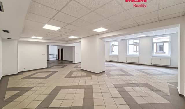 Pronájem kanceláře 79 m², Mírové nám., Ústí nad Orlicí