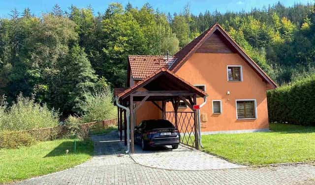 Prodej domu 140 m² s pozemkem 528 m², Za Motelem, Karlovy Vary