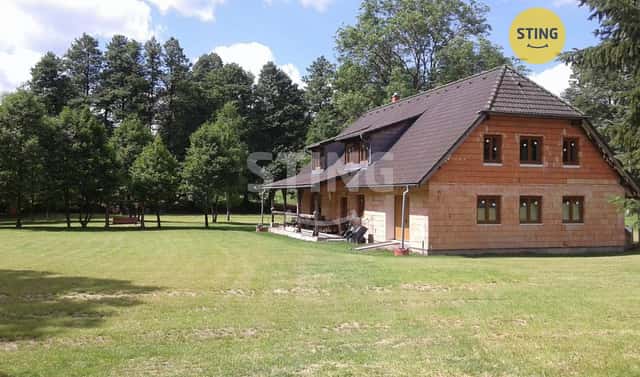 Prodej domu 280 m² s pozemkem 2 800 m², Václavov u Bruntálu – Dolní Václavov, okres Bruntál