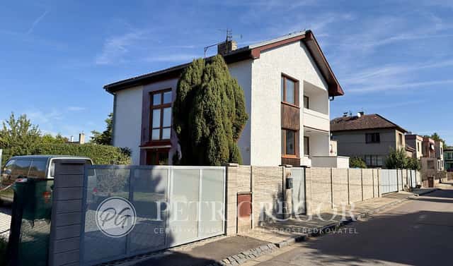 Prodej domu 150 m² s pozemkem 910 m², Šeříková, Poděbrady – Polabec, okres Nymburk