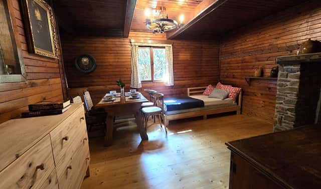 Prodej chaty/chalupy 64 m² s pozemkem 2 260 m², Kamenný Přívoz – Hostěradice, okres Praha-západ