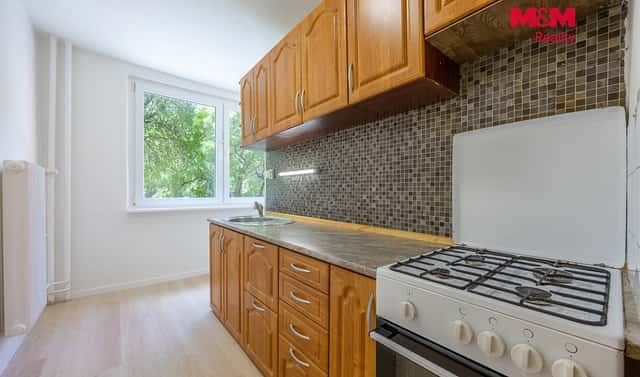 Prodej bytu 3+1 64 m², Školní, Klášterec nad Ohří, okres Chomutov