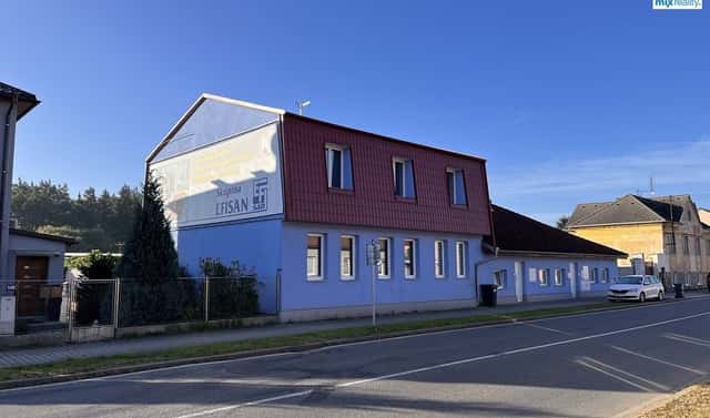 Pronájem skladovacích prostor 797 m², Hlavní, Tlučná, okres Plzeň-sever
