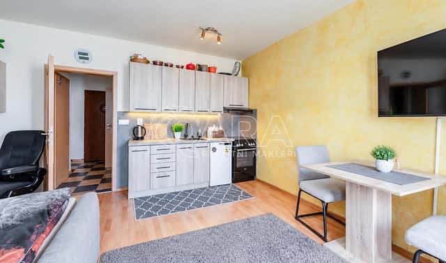 Pronájem bytu 1+kk 31 m², Jezerní, Strakonice – Strakonice I