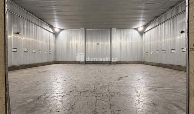 Pronájem skladovacích prostor 250 m², Netolická, Lhenice, okres Prachatice