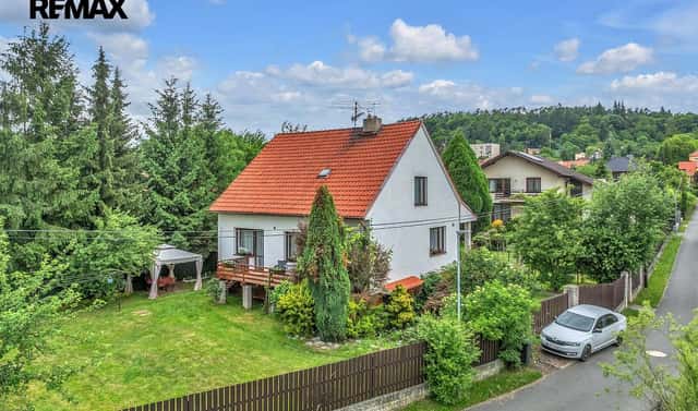 Prodej domu 214 m² s pozemkem 656 m², Slapy, okres Praha-západ