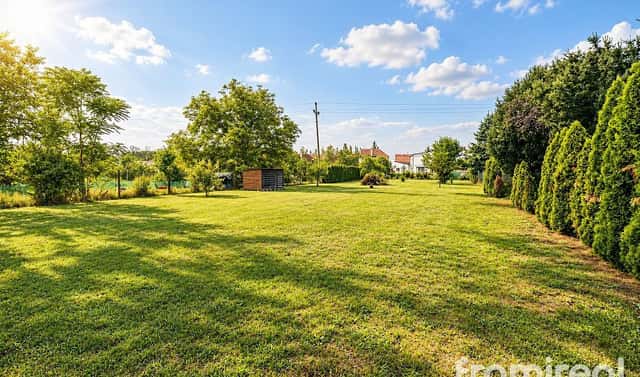 Prodej stavebního pozemku 1 199 m², Velehradská, Staré Město, okres Uherské Hradiště