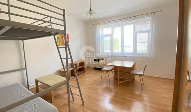 Pronájem bytu 1+kk 30 m², Brtnická, Praha 10 – Michle