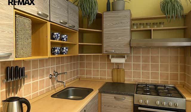 Prodej bytu 3+1 84 m², Raisova, Karlovy Vary