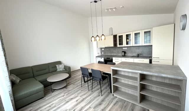 Pronájem bytu 2+kk 55 m², Za Jitonou, Český Krumlov – Latrán