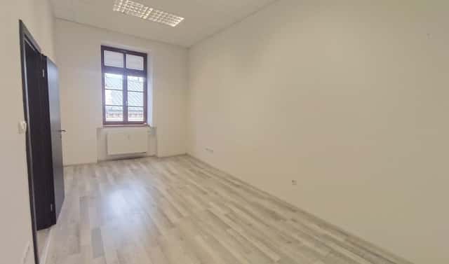 Pronájem kanceláře 39 m², Hlavní třída, Šumperk