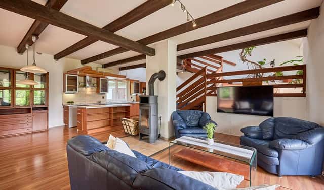 Prodej domu 280 m² s pozemkem 2 632 m², Výrava, okres Hradec Králové