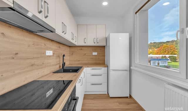 Pronájem bytu 2+1 57 m², Fialková, Trutnov – Horní Staré Město