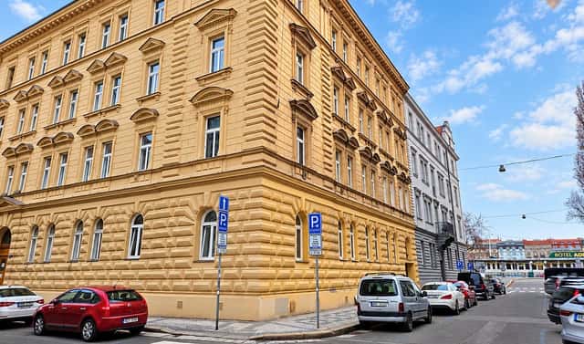 Pronájem bytu 1+1 34 m², Na Celné, Praha 5 – Smíchov