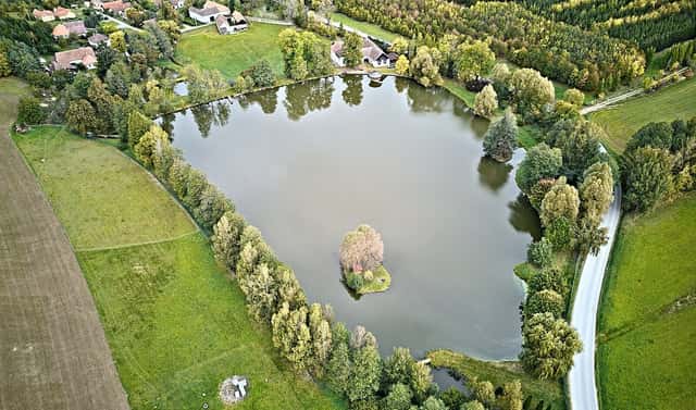 Prodej ubytovacího objektu 800 m², Pelhřimov