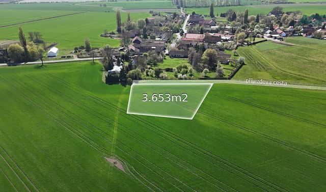 Prodej pole 3 653 m², Křinec – Sovenice, okres Nymburk