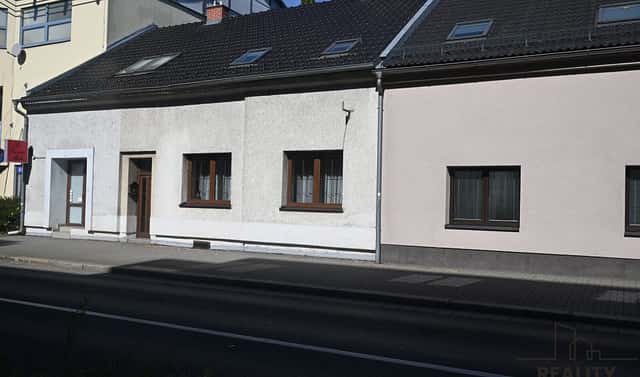 Prodej domu 250 m² s pozemkem 320 m², Pichlova, Pardubice – Zelené Předměstí