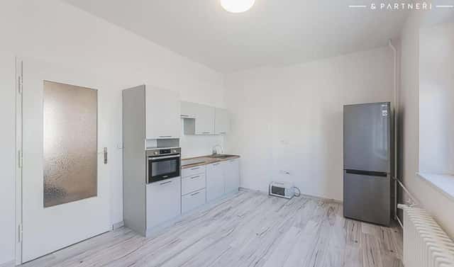 Pronájem bytu 1+1 45 m², Gočárova třída, Hradec Králové – Pražské Předměstí