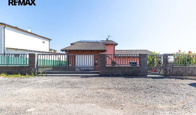 Prodej domu 228 m² s pozemkem 919 m², Hradečno – Nová Ves, okres Kladno
