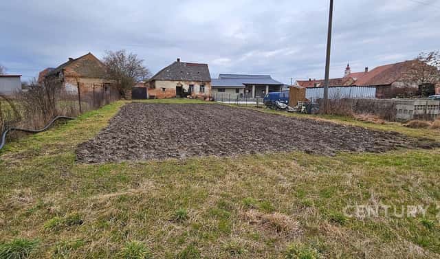 Prodej stavebního pozemku 2 090 m², Dyjákovice, okres Znojmo