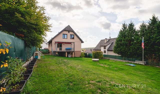 Prodej domu 131 m² s pozemkem 792 m², Trnová, okres Plzeň-sever