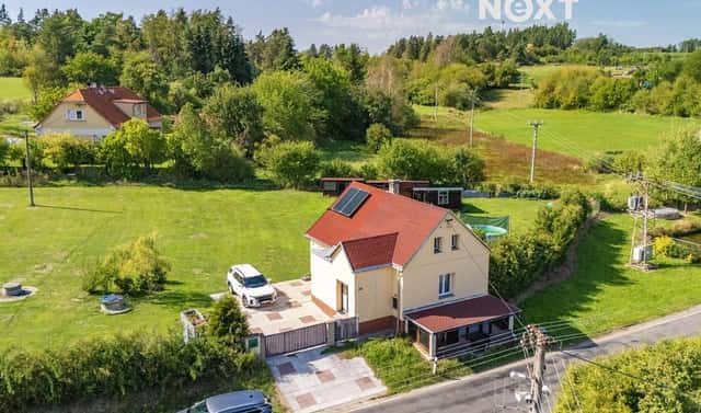 Prodej domu 120 m² s pozemkem 3 951 m², Horažďovice – Komušín, okres Klatovy