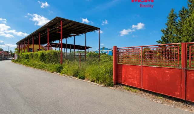 Prodej komerčního pozemku 3 387 m², Slaný, okres Kladno