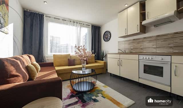 Prodej bytu 2+kk 42 m², Arnošta z Pardubic, Pardubice – Zelené Předměstí