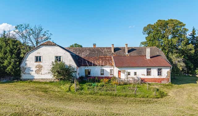 Prodej domu 408 m² s pozemkem 715 m², Vacov – Čábuze, okres Prachatice