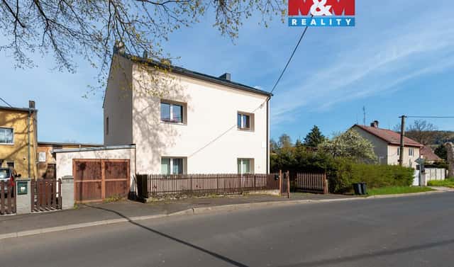 Prodej nájemního domu, činžáku 200 m², Česká, Karlovy Vary – Tašovice