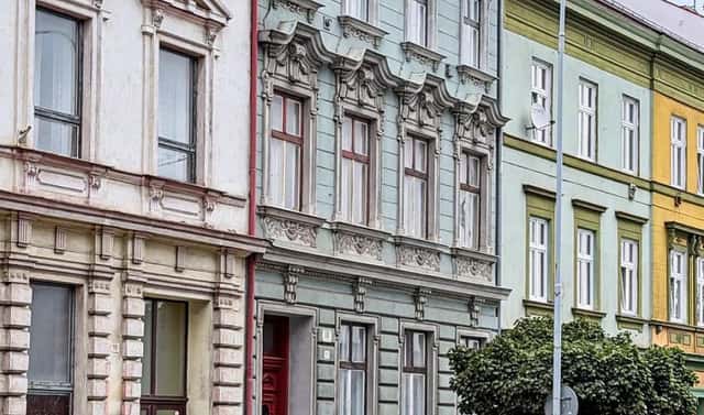 Prodej bytu 3+1 75 m², Revoluční, Krnov – Pod Bezručovým vrchem, okres Bruntál