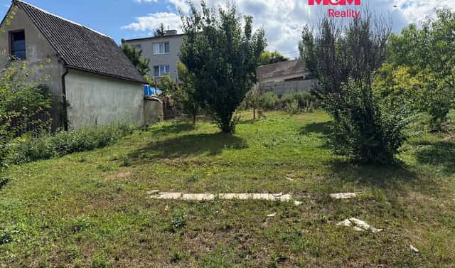 Prodej stavebního pozemku 1 226 m², Božice, okres Znojmo