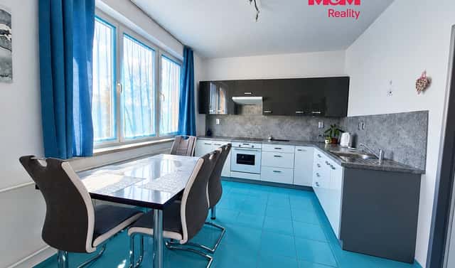 Prodej bytu 3+1 75 m², Hrušovanská, Drnholec, okres Břeclav