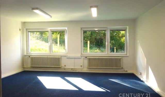 Pronájem kanceláře 33 m², Pod Šternberkem, Zlín – Louky