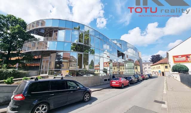 Pronájem kanceláře 39 m², Palackého třída, Chrudim – Chrudim III