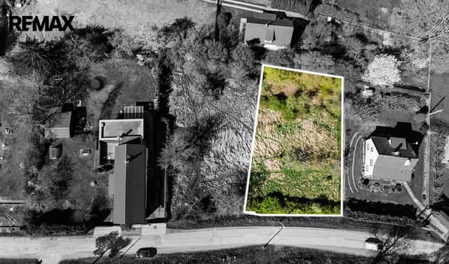 Prodej stavebního pozemku 1 185 m², Hrusice, okres Praha-východ