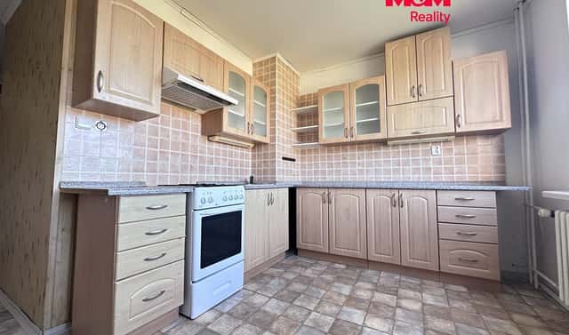 Prodej bytu 2+1 62 m², Holešická, Chomutov