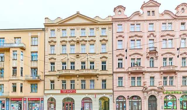 Pronájem kanceláře 180 m², Praha