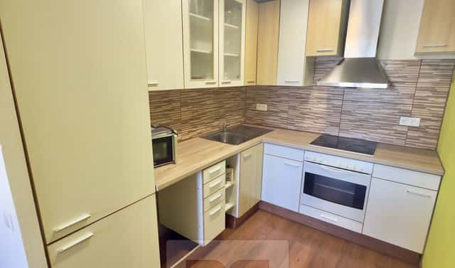Pronájem bytu 3+kk 68 m², Vašíčkova, Kladno