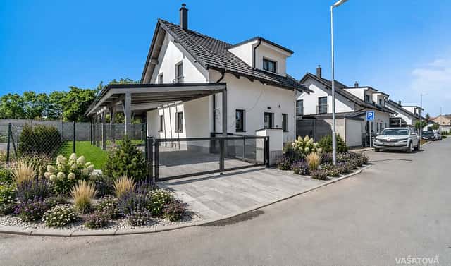 Pronájem domu 150 m² s pozemkem 250 m², Černilov, okres Hradec Králové