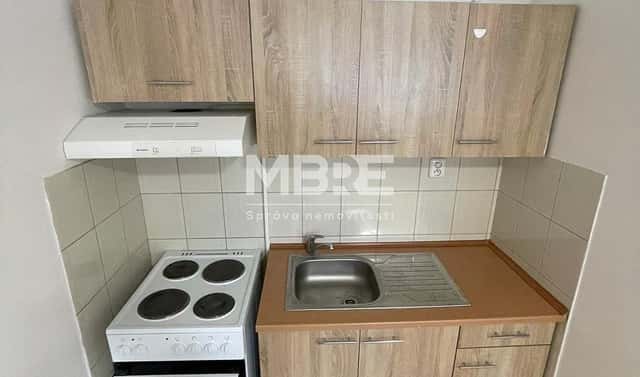Pronájem bytu 2+kk 42 m², Závodní, Děčín – Děčín V-Rozbělesy
