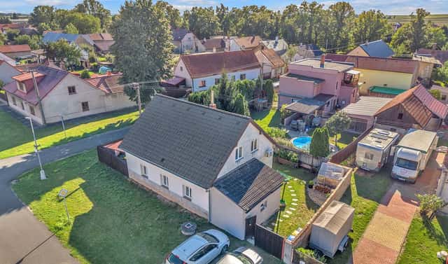 Prodej domu 121 m² s pozemkem 268 m², Dr. Chmelaře, Křinec, okres Nymburk