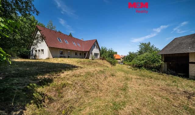 Prodej domu 234 m² s pozemkem 6 858 m², Jivina, okres Beroun