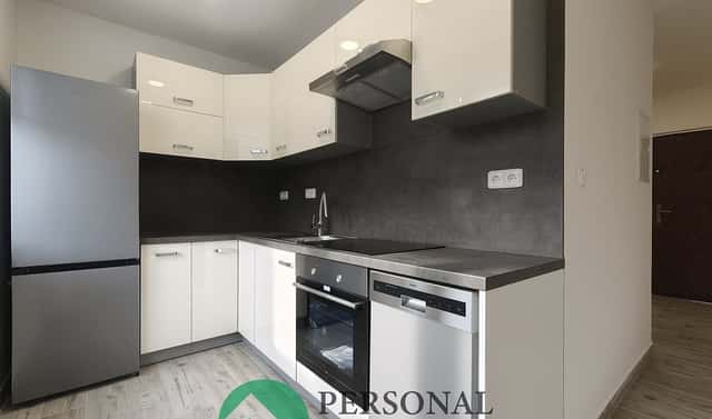 Pronájem bytu 2+1 58 m², Modenská, Karlovy Vary – Doubí