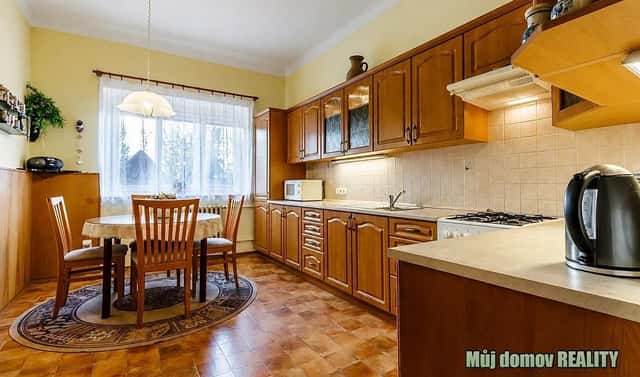 Pronájem domu 1 300 m² s pozemkem 1 022 m², Putimská, Praha 4 – Písnice