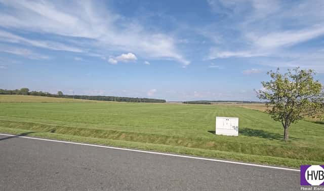Prodej stavebního pozemku 1 380 m², Bělušice, okres Kolín