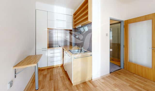 Pronájem bytu 1+kk 18 m², Mohylová, Plzeň – Doubravka, okres Plzeň-město
