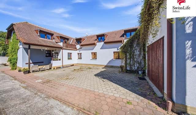 Prodej domu 336 m² s pozemkem 996 m², Libeř – Libeň, okres Praha-západ