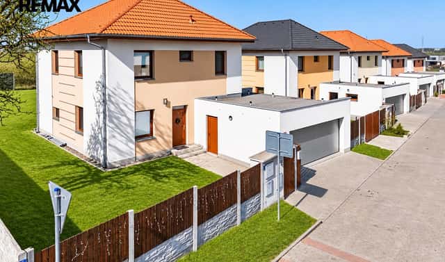 Prodej domu 180 m² s pozemkem 679 m², Sněžná, Veleň – Mírovice, okres Praha-východ