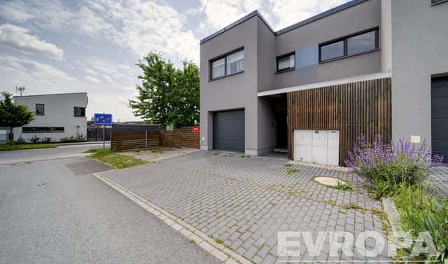 Prodej domu 130 m² s pozemkem 278 m², Jiřičková, Plzeň – Valcha, okres Plzeň-město